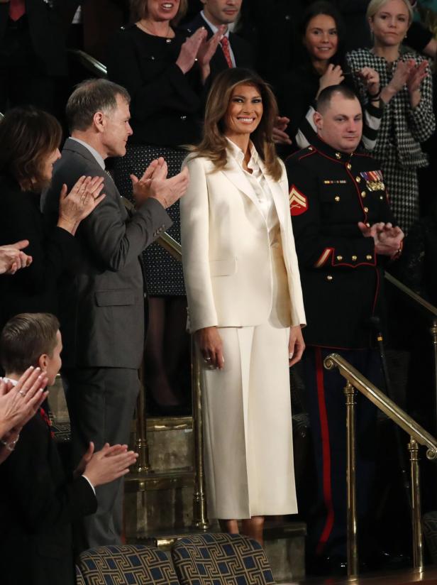 Trump-Rede: Alle tragen Schwarz - nur Melania Weiß