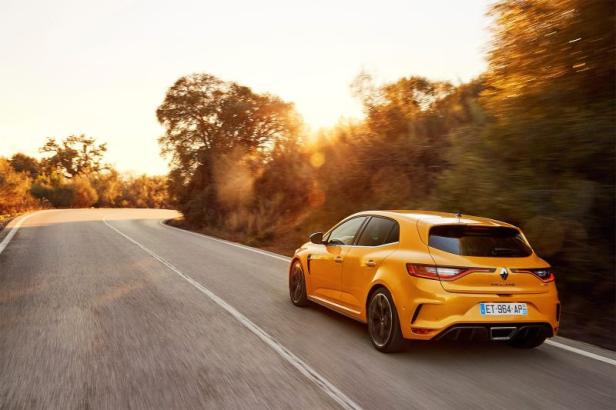 280 PS und Allradlenkung: So fährt sich der Renault Megane RS