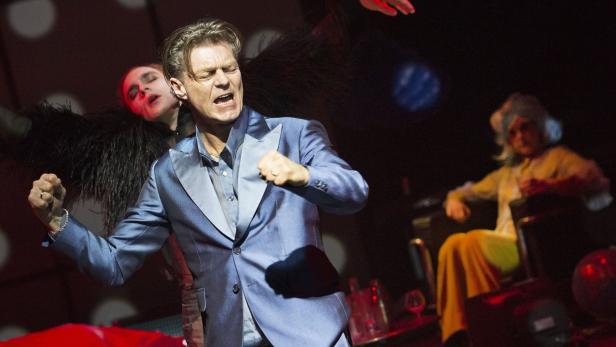 David Bowie's Musical: Ödes Leben üppig inszeniert