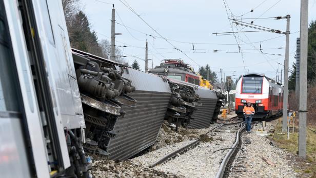 Zwei schwere Bahnunfälle, gleiche Ursache?