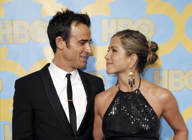 Aniston & Theroux: Wie sie ihre Liebe inszenierten