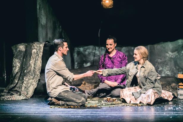 "Nathan der Weise" von Gotthold Ephraim Lessing / Regie Nikolaus Habjan, Volkstheater Wien "Nathan der Weise" von Gotthold Ephraim Lessing / Regie Nikolaus Habjan, Volkstheater Wien