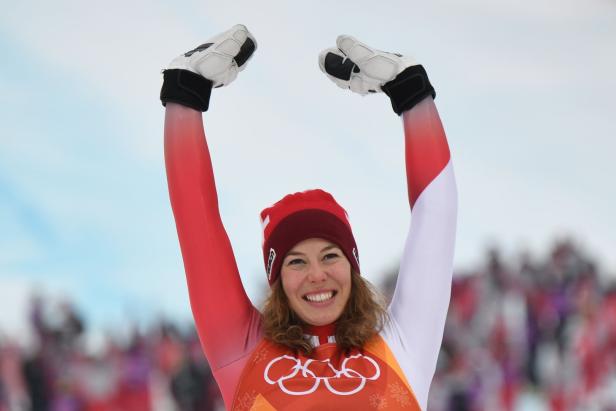 Schweizerin Gisin Kombi-Olympiasiegerin