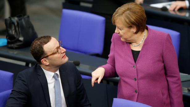 Deutsche sehen von CDU-Kandidaten am ehesten Merz als guten Kanzler