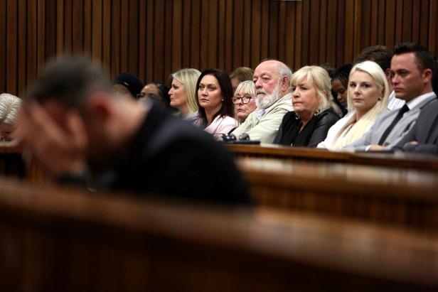 Pistorius-Prozess: "Ich konnte keine Liebe sehen"