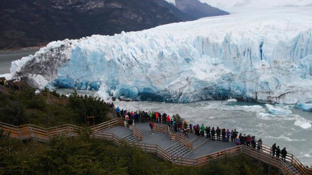 Spektakulär: Wenn ein Gletscher zu zerbrechen beginnt
