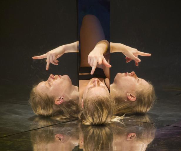 Spiegelspiele