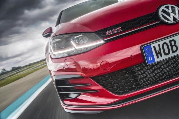 VW Golf GTI in der High-end-Variante Performance im Test