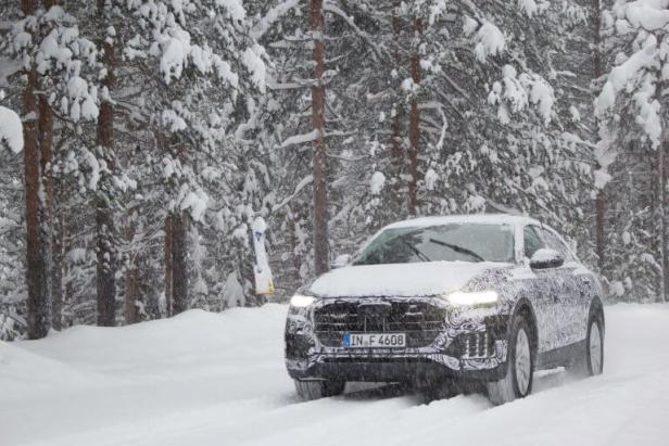 Neuer Audi Q8: Bilder vom Prototypen im Wintertest