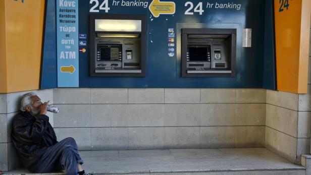 Massenansturm auf Zyperns Banken blieb aus