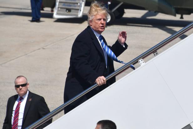 Donald hat die Haare schön: Trumps Frisur sorgt für Erheiterung