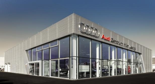 Das Audi Zentrum Wien Liesing mit seiner modernen Fassade.