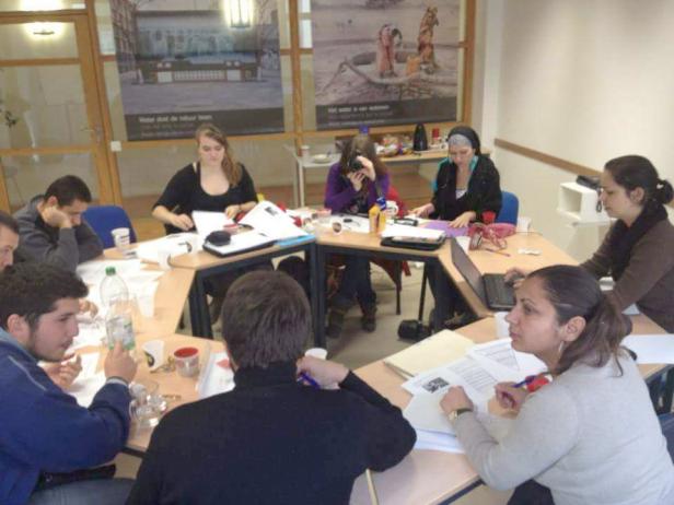 Workshop bei der Roma-Jugend-Woche in Brüssel roma-workshop.jpeg