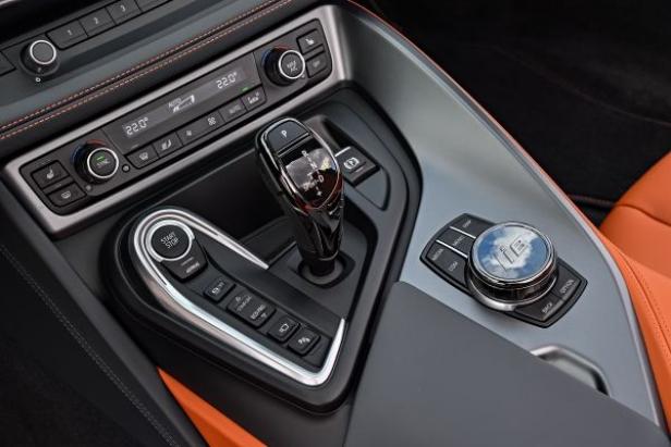 BMW i8 Roadster: Erste Ausfahrt mit dem Open-Air-Hybrid