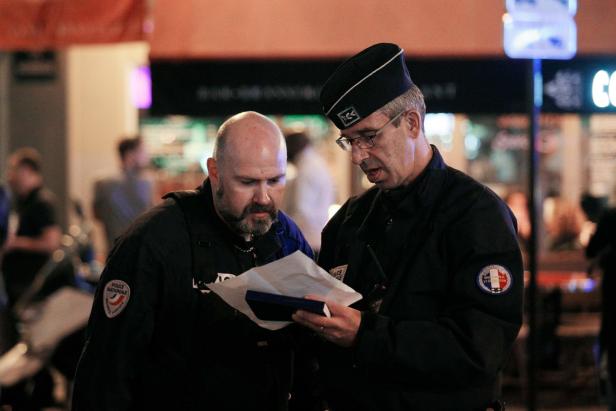 Messerangriff in Paris: Erste Details zum Täter