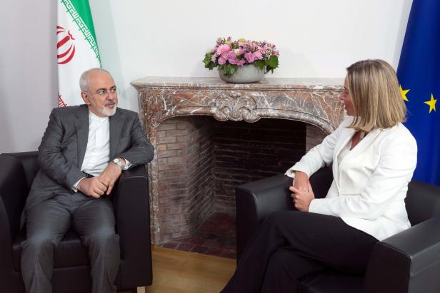 Iranischer Außenminister führt in Brüssel Gespräche zu Atomdeal