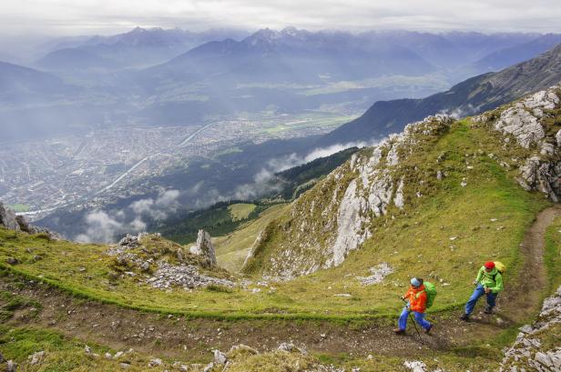 Ob zu Fuß oder per Rad: Bergauf, bergab das Land entdecken