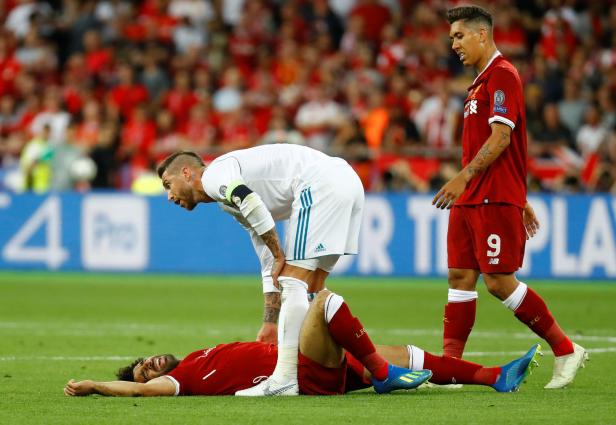 "Das ist schon brutal": Nahm Ramos Verletzung Salahs in Kauf?