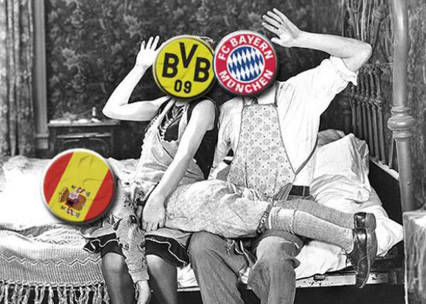 Eine Schwarzweißfotografie von zwei Personen mit den Logos von Borussia Dortmund und Bayern München als Gesichter.