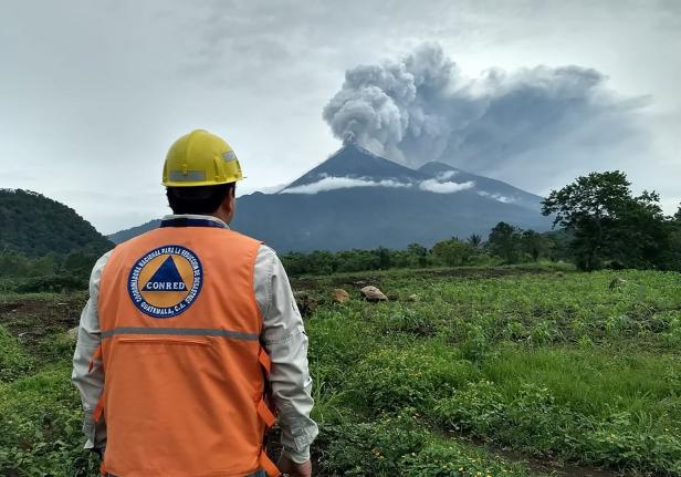 GUATEMALA-VOLCANO-FUEGO-ASH-AIRPORT