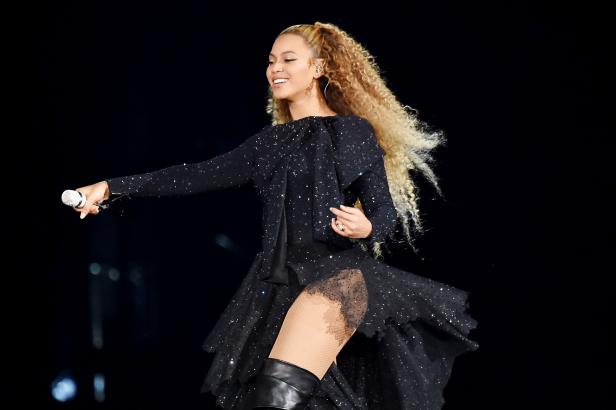 Beyoncés Tour-Garderobe: Givenchy, Gucci und viel Glitzer