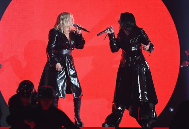 Neues von Christina Aguilera: Kampfsingen um den nächsten Stream