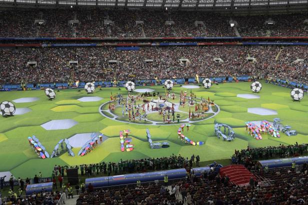 WM-Rückblick, Tag 1: Russland mit perfektem Start