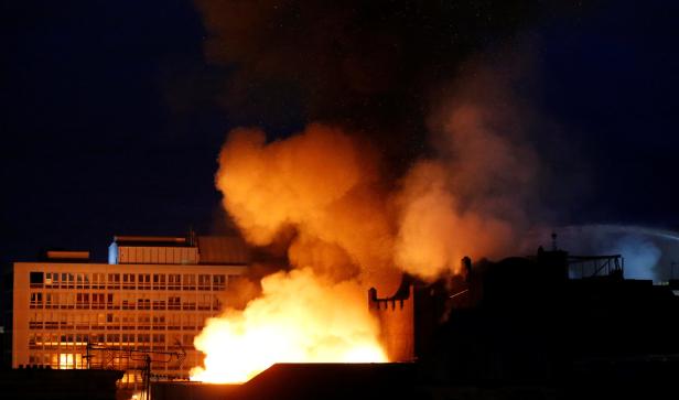 Großbrand wütet in Kunsthochschule Glasgow