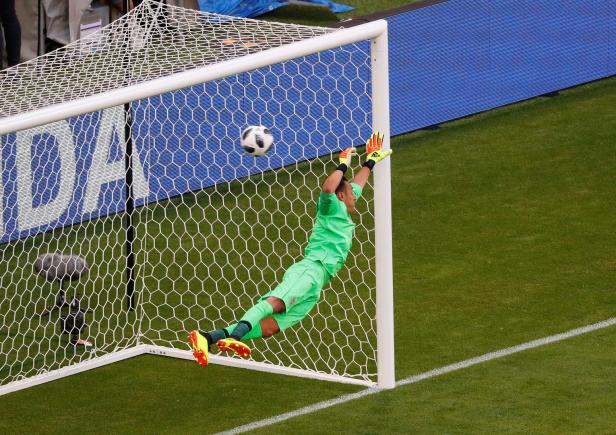 Kolarov schießt Serbien zum 1:0-Sieg gegen Costa Rica