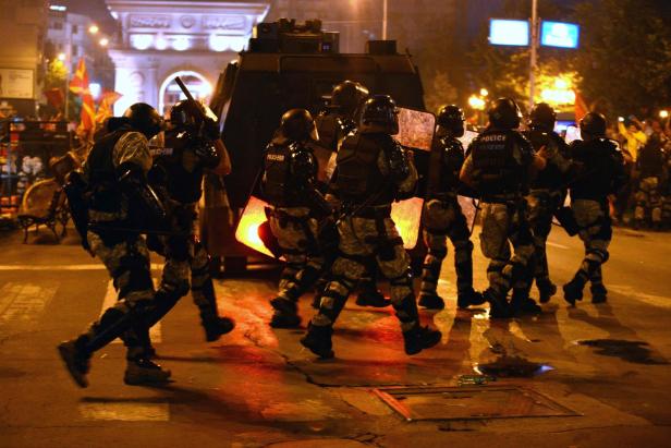 Verletzte und Festnahmen nach Protesten in Skopje