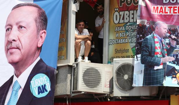 „52,73 Prozent“: Erdoğans Gegner fürchten Wahlbetrug