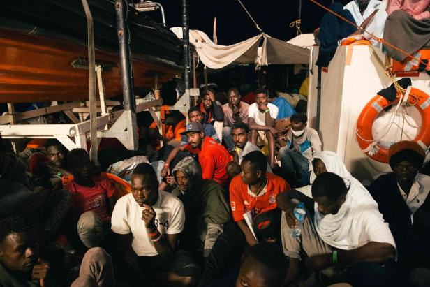 NGO Lifeline: Seehofer verhinderte Aufnahme von Migranten