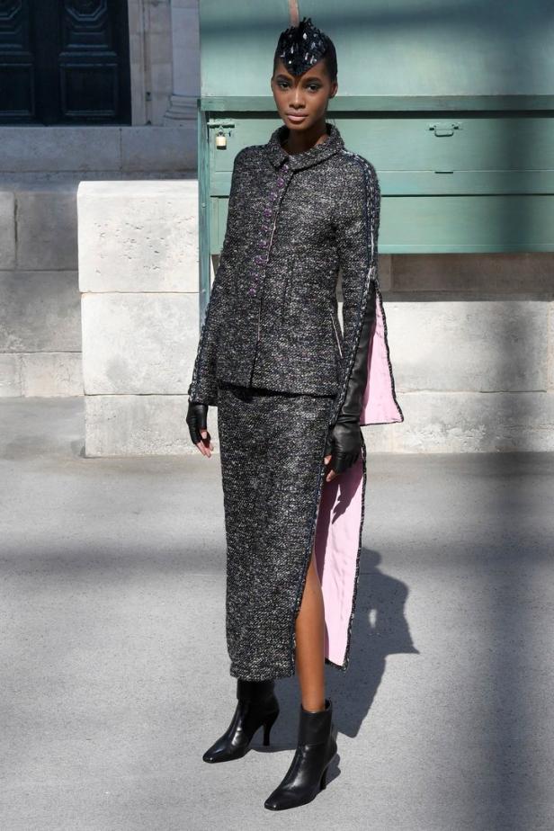 Chanel-Show: Lagerfeld erfindet die Tweed-Jacke neu