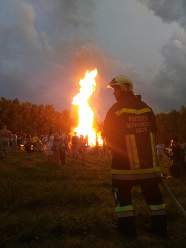 Feuer und Flamme für die  Feuerwehr Schwarzenbach
