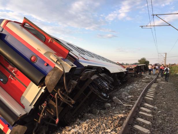 TURKEY-TRAIN-ACCIDENT