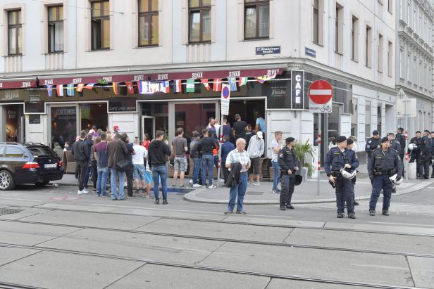Ottakringer Straße: Erst wurde geschimpft, dann gejubelt