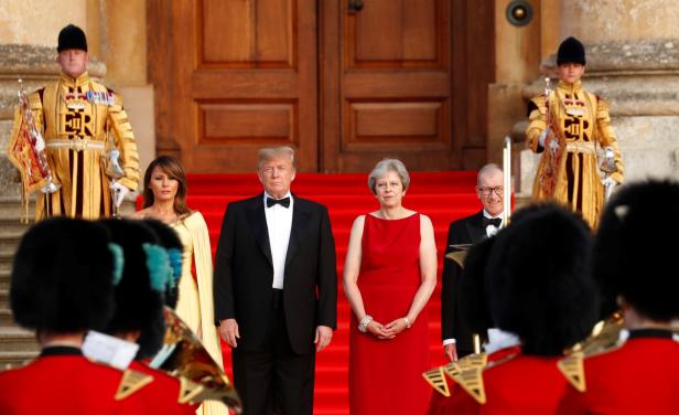 Trumps visits Blenheim Palace in  England