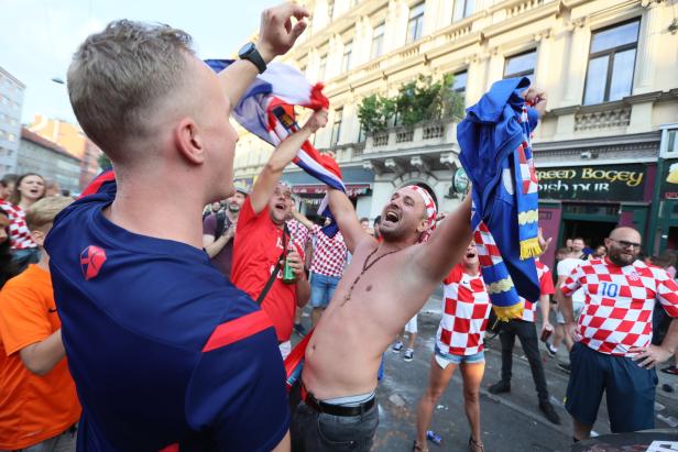 WM: Ottakringer Straße applaudierte Vize-Weltmeister Kroatien