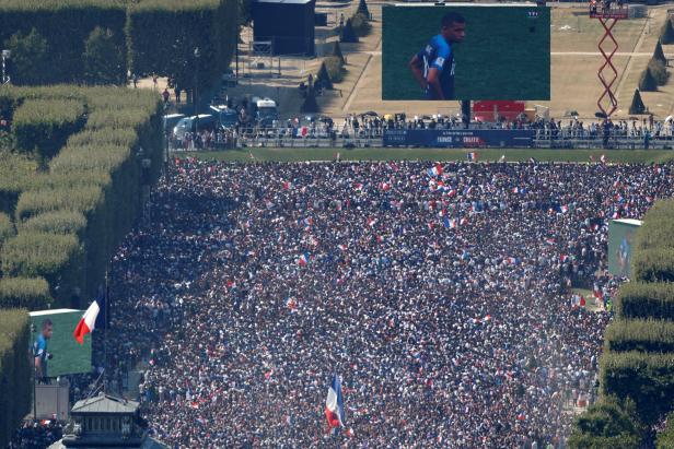 Soccer Football - World Cup - Final - France fans watch France v Croatia