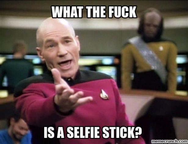 Selfie-Sticks: Eine Abrechnung in Memes