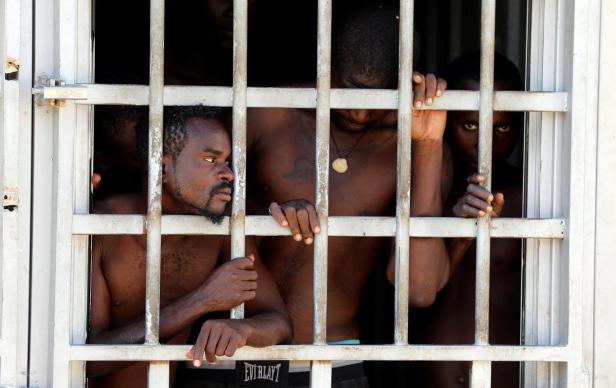Libyens Premier durchkreuzt EU-Plan: „Keine Asylzentren bei uns“