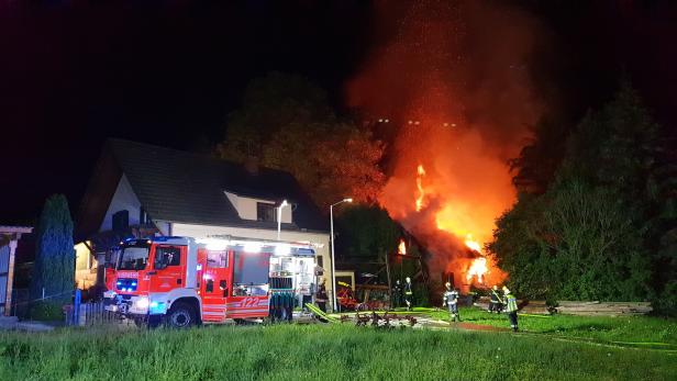 Sprengkörper detonierten bei Wohnhausbrand in Kapfenberg