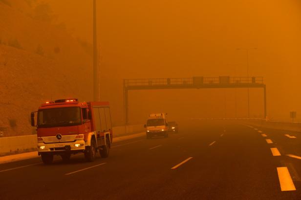 Waldbrände in Nordeuropa: Das Hoch sitzt fest