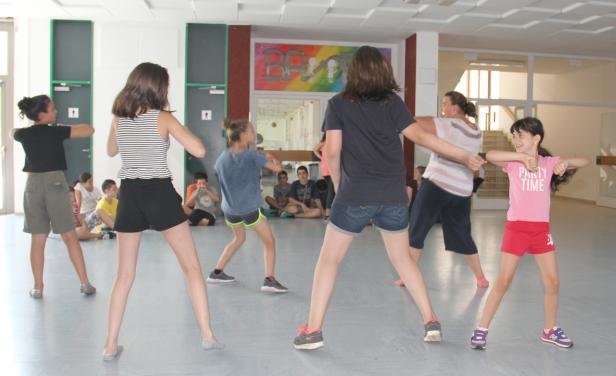 tanzgruppe3.jpg