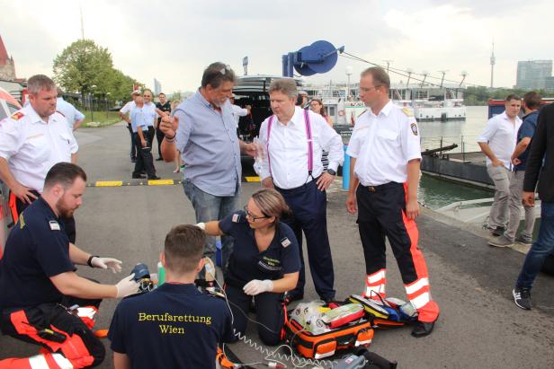 "Mayday, Herr Bürgermeister": Einsatzübung auf der Donau