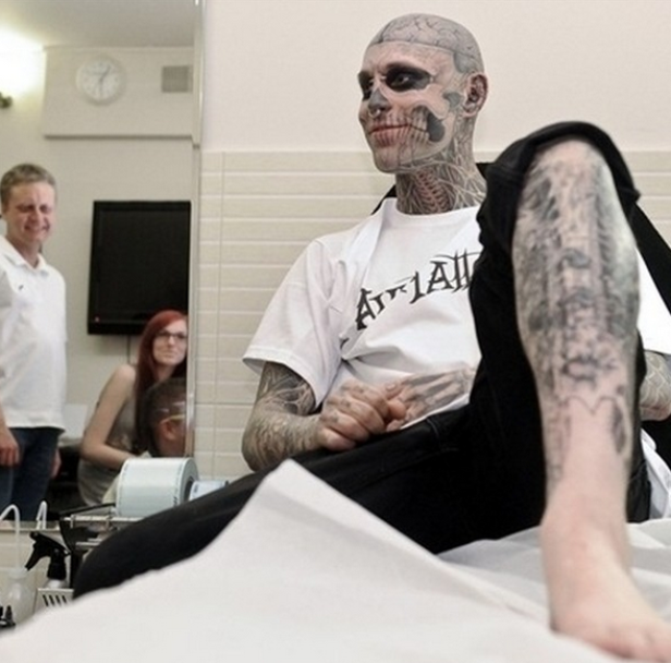 Die Fashionwelt trauert um Kult-Model Zombie Boy