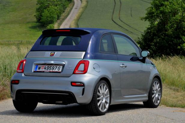 Abarth 695 Cabriolet als edler "Rivale" im Test