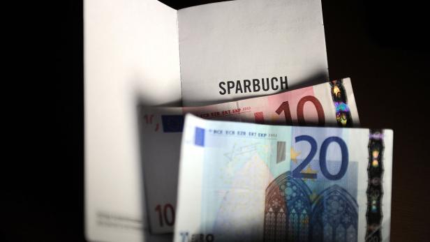 Österreichs Sparer haben allein heuer 1,76 Mrd. Euro verloren