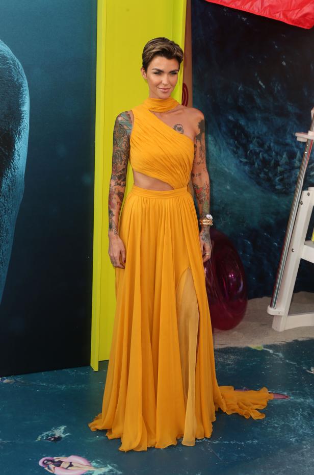 Ruby Rose Star-Looks der Woche: Modische Entgleisung in Neon