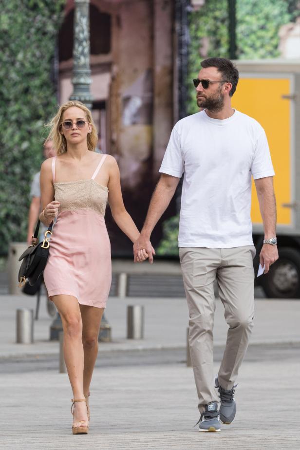 Jennifer Lawrence Star-Looks der Woche: Modische Entgleisung in Neon
